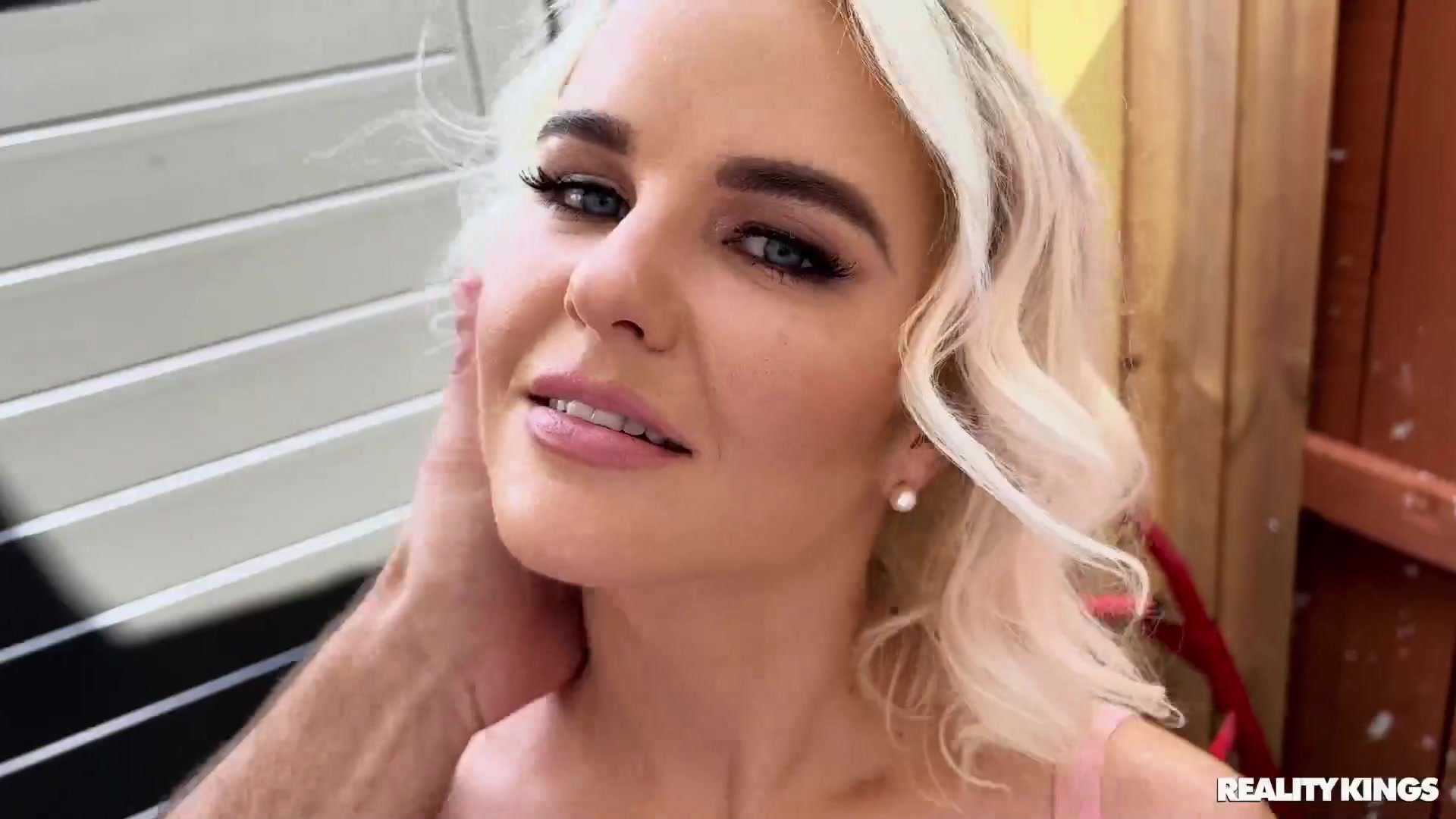 Horny cougar SlimThick Vic heart-stopping sex movie