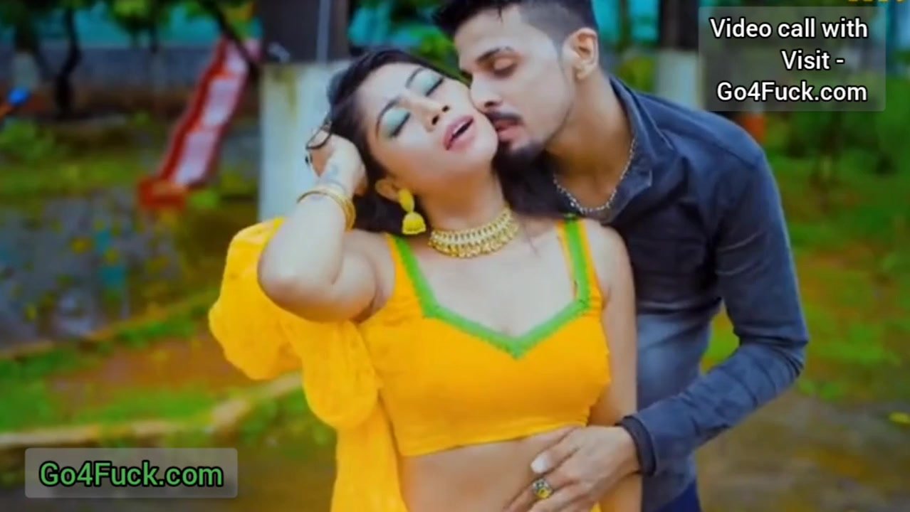 Inviting Indian bimbo crazy xxx scene